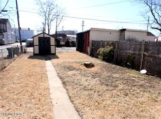 822 Ash St, Louisville, KY 40217