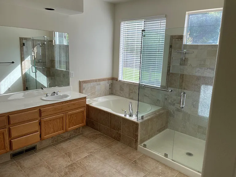 5244 Tapestry Ct — Photo 13