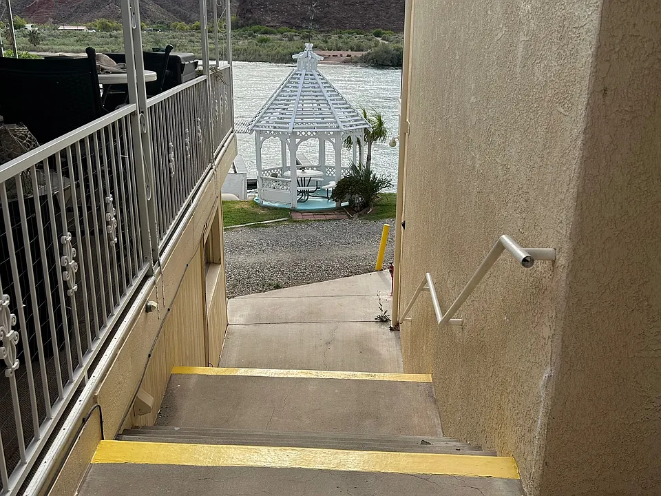 3654 N Highway 95 #10