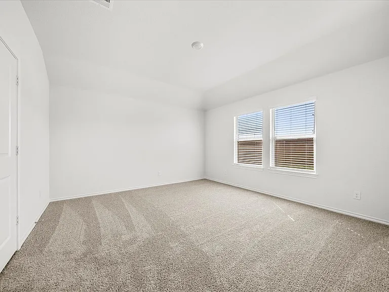 1532 Skyline Dr — Photo 11
