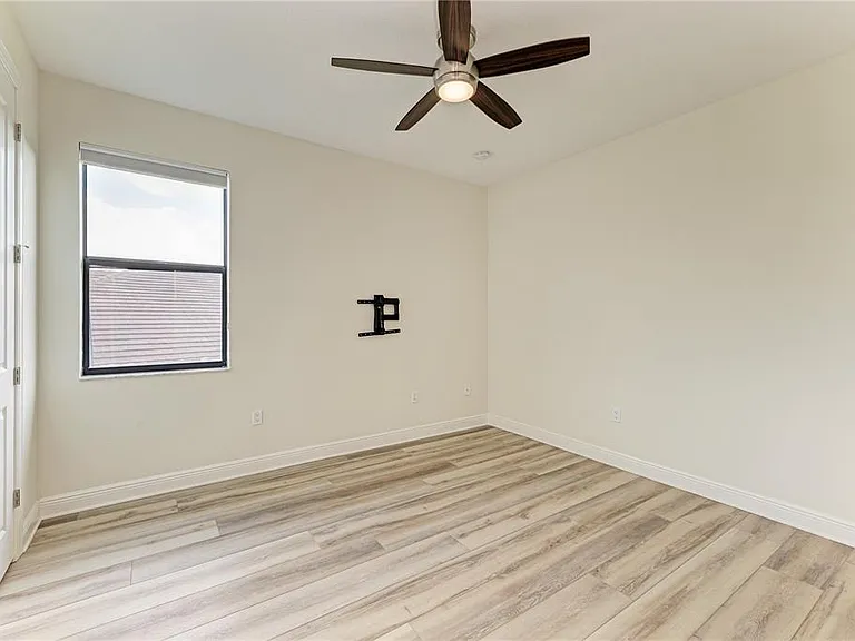 8969 Bernini Pl — Photo 19