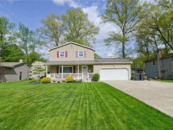 1775 Brockton Dr, Youngstown, OH 44511