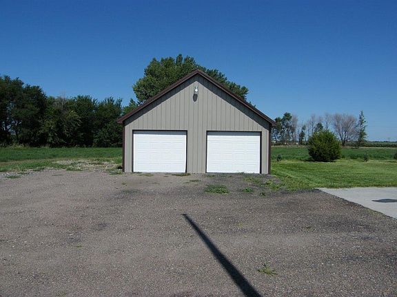 2 car unattached and storage