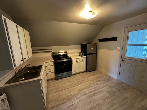 285 Gateway Rd Unit 3