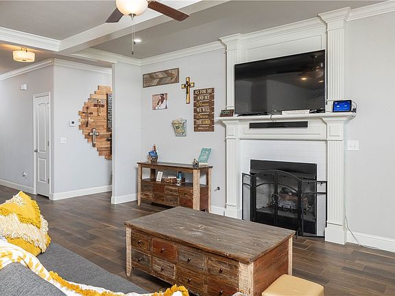 5th image of 730 Saddlehorn Dr