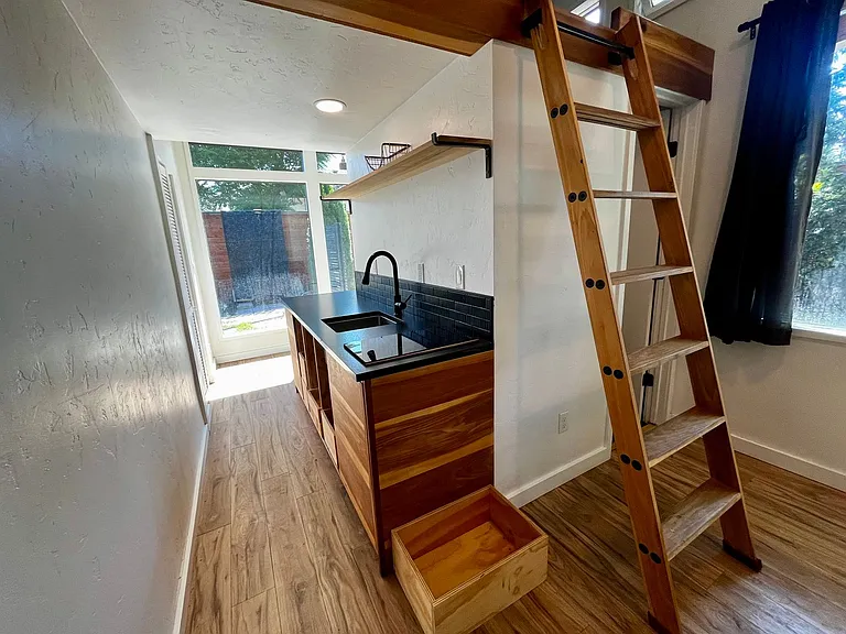 2313 N 27th St #B — Photo 5