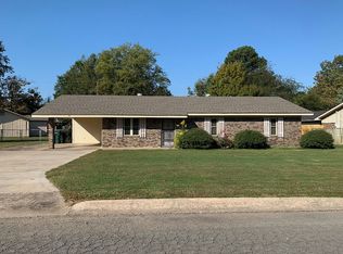 16 Green Meadow Dr, Dewitt, AR 72042