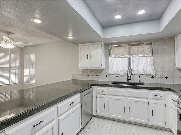 5th image of 2812 Willow Wind Ct