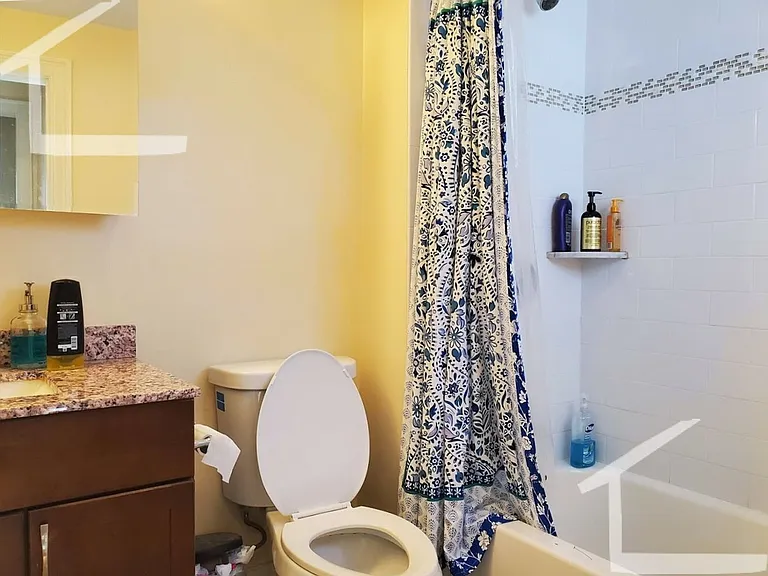 23 Lothrop St #2 — Photo 16
