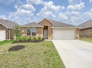 9801 Elk Falls Ln, Aubrey, TX 76227