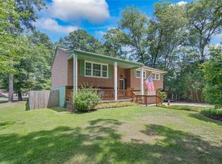 7899 Yacht Haven Rd, Gloucester Point, VA 23062