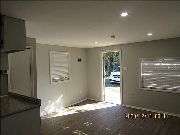 3rd image of 11711 Lake Dr