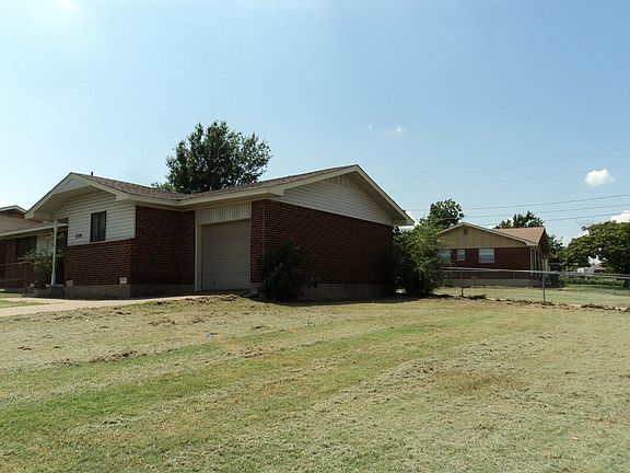 5th image of 1626 NW 45th St