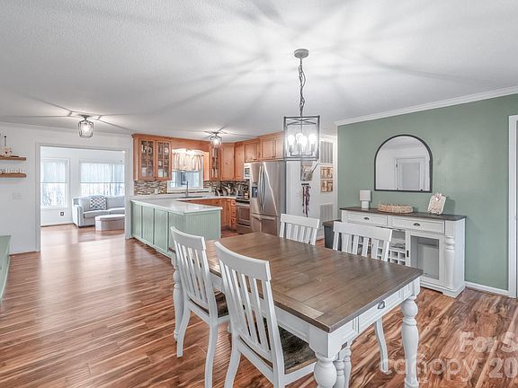 3rd image of 127 Possum Rd