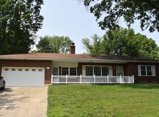 4825 E Concord Rd, Saint Louis, MO 63128
