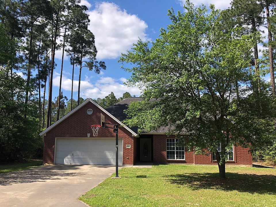 1st image of 320 Pepper Tree Ln