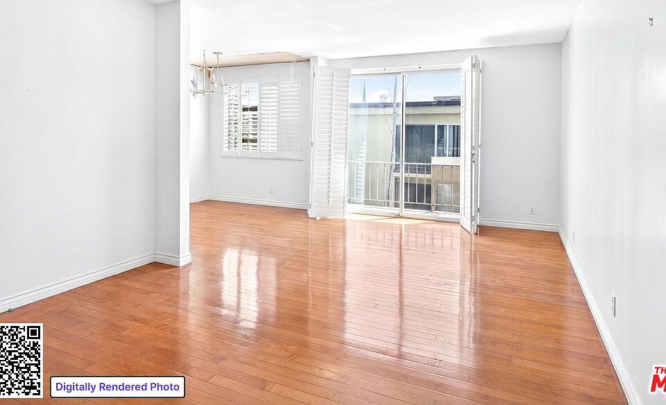 1st image of 901 10th St APT 307