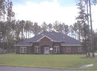 72 Bunting Dr, Crawfordville, FL 32327
