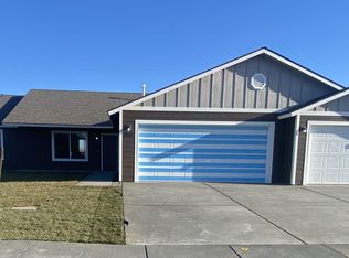 2615 Oriole St, Umatilla, OR 97882
