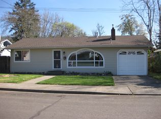 1307 SE Perry St, Grants Pass, OR