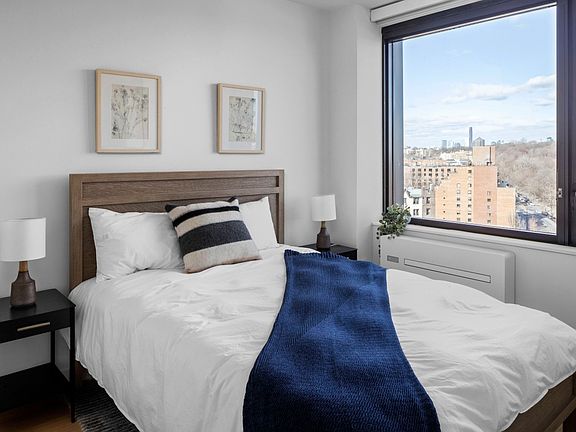3rd image of 11 Ocean Pkwy #504