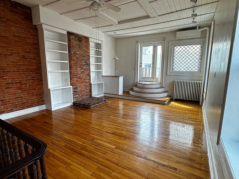 1938 W Girard Ave #3 — Photo 7