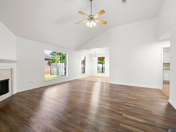 4th image of 11363 Hampton Ct