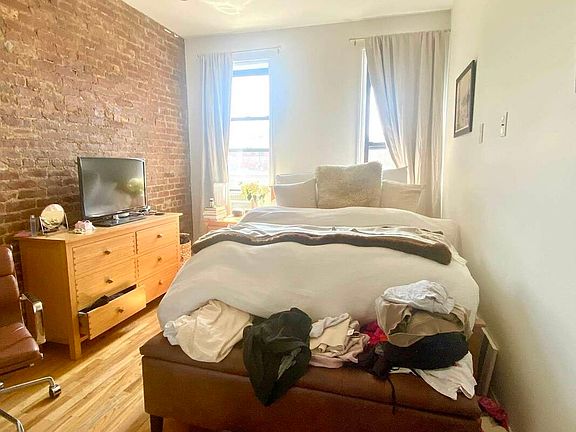 4th image of 56 Avenue B #4A