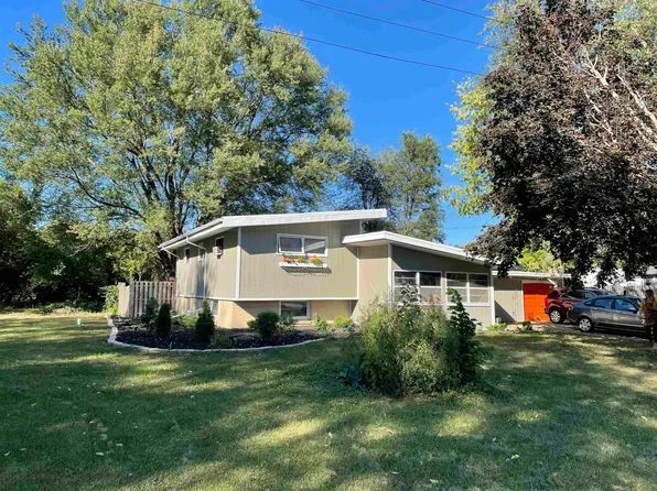 3341 Cornelia Ave, Rockford, IL 61102