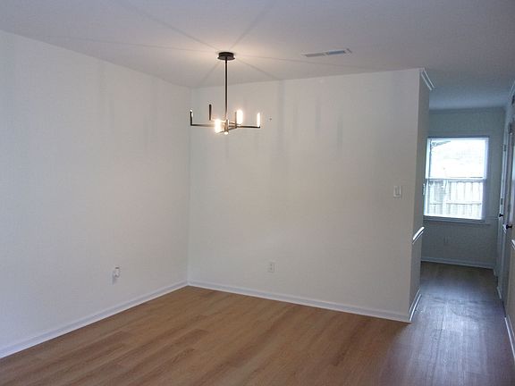 4th image of 279C S Herlong Ave