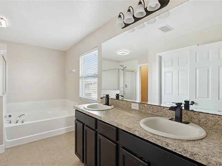2227 Napone Ln — Photo 20
