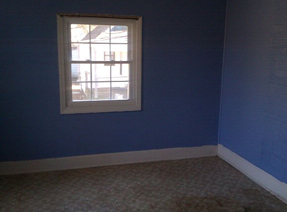 2nd image of 731 Columbia Ave