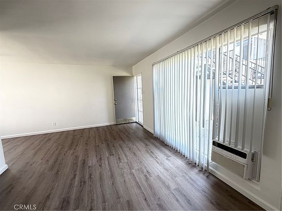 2nd image of 16 W Grand Ave APT C