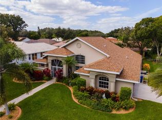 450 Lake Of The Woods Dr, Venice, FL 34293