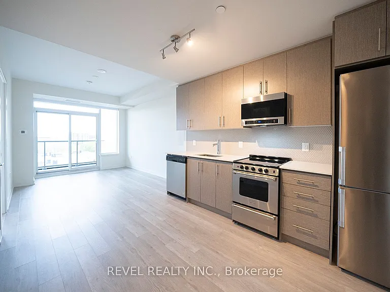 212 King William St #823 — Photo 4