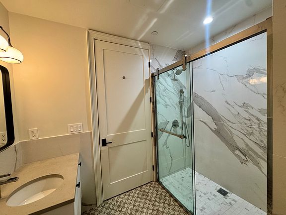 5th image of 311 S Cloverdale Ave #404A