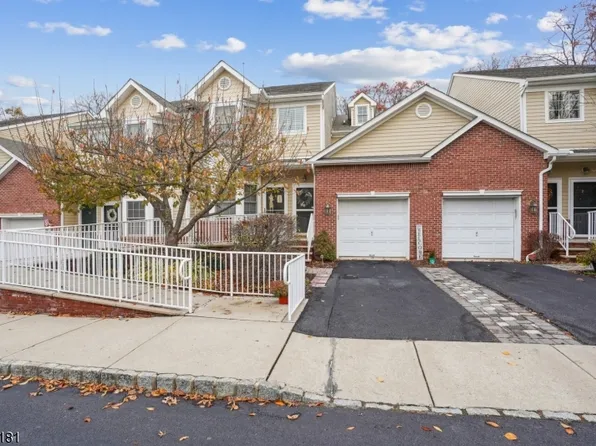 8 Dylan Dr, Sparta Twp., NJ 07871