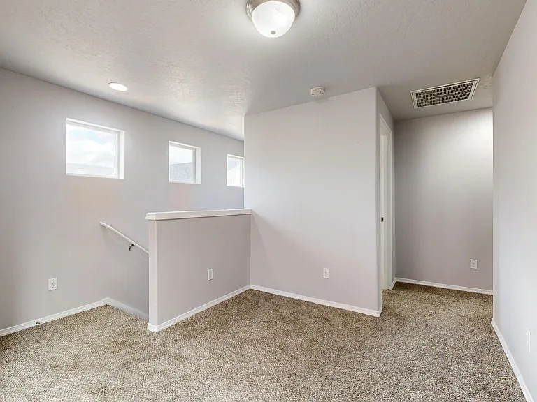 1143 SW Carver St — Photo 29