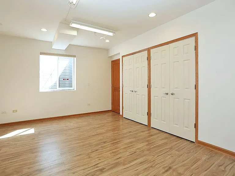 829 Clover Ridge Ln — Photo 28