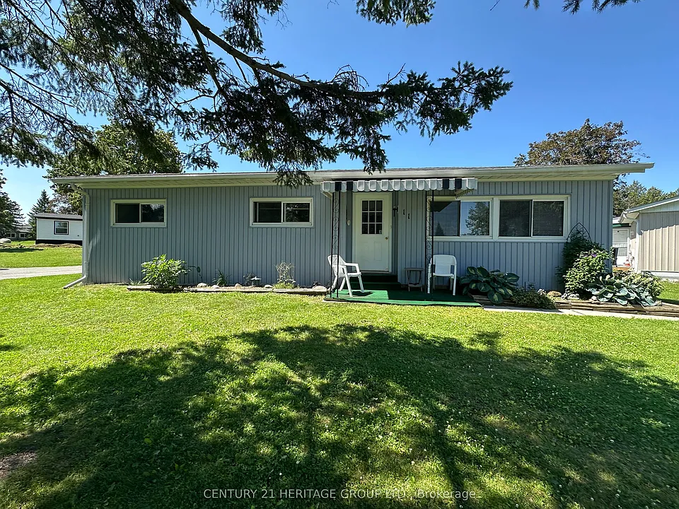 11 Maple Ct