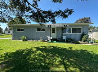 11 Maple Ct, Innisfil, ON L9S 1N9