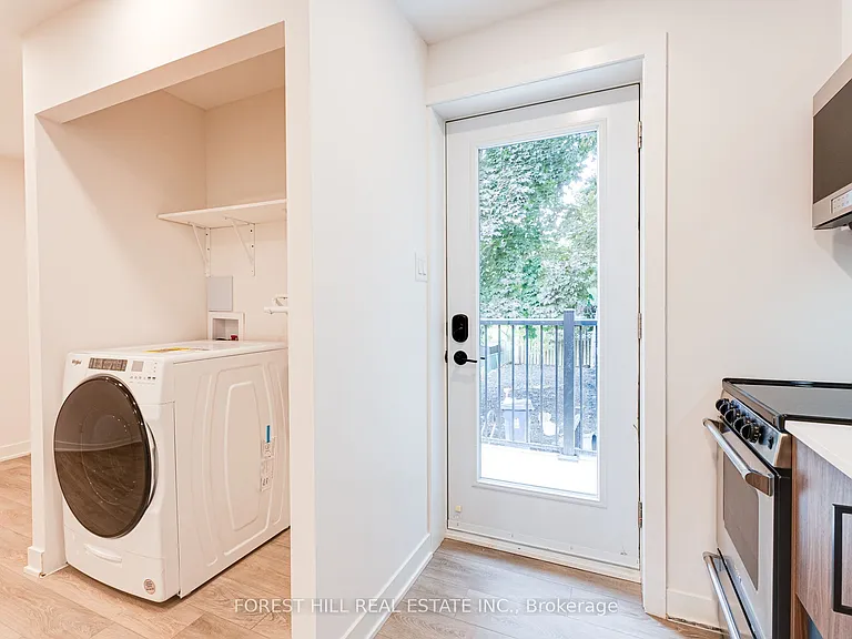 50 William Cragg Dr #B — Photo 3