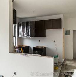 3rd image of 326 Saint Johns Pl APT 6D