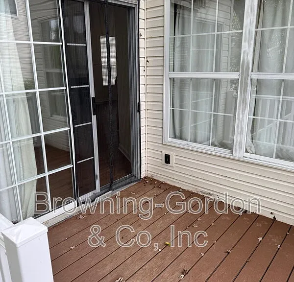 4256 Chesney Glen Dr — Photo 15