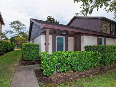 1513 Highway 146 S, La Porte, TX, 77571