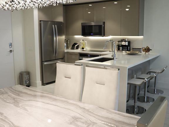2nd image of 2000 Metropica Way #811