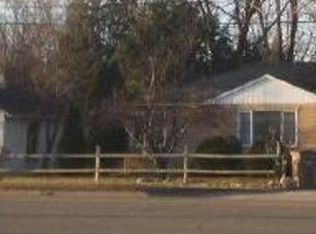 4023 N Grand River Ave, Lansing, MI 48906