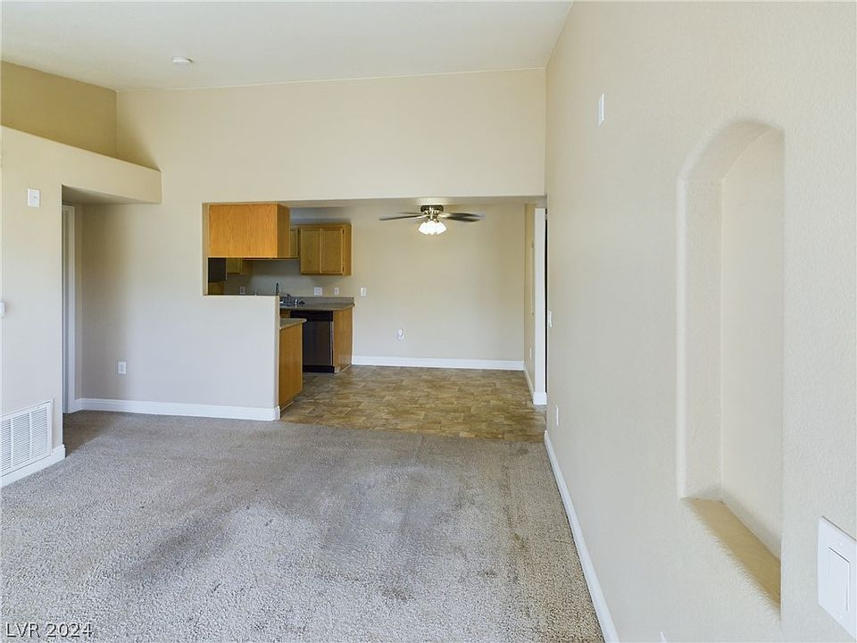 3318 N Decatur Blvd Las Vegas NV | Zillow