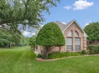 7526 Vineyard Trl, Garland, TX 75044