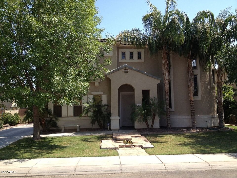 1st image of 3729 E Esplanade Ave